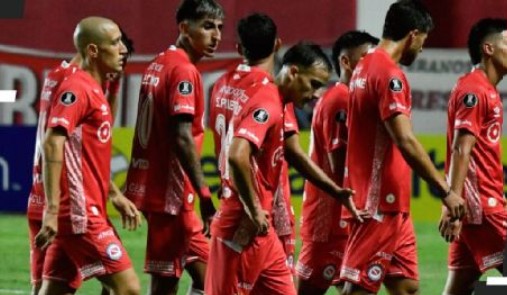ARGENTINOS JUNIORS PERDIÓ POR PENALES CON BARCELONA DE GUAYAQUIL Y FUE ELIMINADO DE LA COPA LIBERTADORES