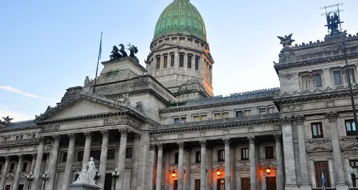 EL GOBIERNO PRORROGÓ LAS SESIONES EXTRAORDINARIAS PARA TRATAR EL FINANCIAMIENTO UNIVERSITARIO