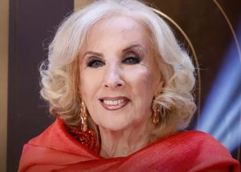 HOY MIRTHA LEGRAND CUMPLE 99 AÑOS