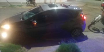 UNA MOTO, CON UN MENOR, CHOCÓ CONTRA UN AUTO EN BRASIL Y ALMAFUERTE