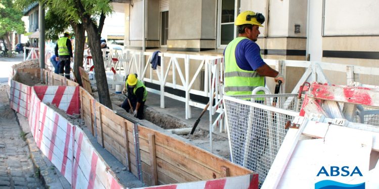 CORTES Y BAJA PRESIÓN DE AGUA PARA DISTINTOS SECTORES DE BAHÍA BLANCA DURANTE LA SEMANA