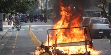 EL GOBIERNO VA A DENUNCIAR A LOS MANIFESTANTES QUE PROVOCARON INCIDENTES EN EL CONGRESO