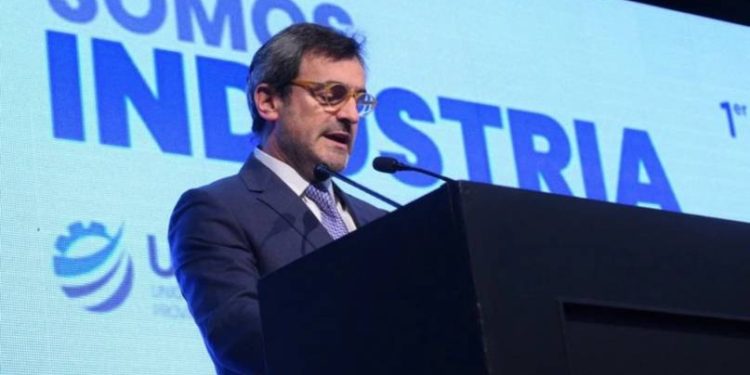 EL GOBIERNO ACERCÓ POSTURAS EN UN ENCUENTRO CON LA UIA