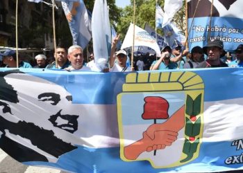 LA CGT SE REÚNE EL LUNES Y PLANIFICA UN PARO GENERAL