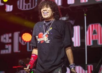 LA MONA JIMÉNEZ DEBIÓ FRENAR SU SHOW EN CÓRDOBA POR EL CALOR EXTREMO