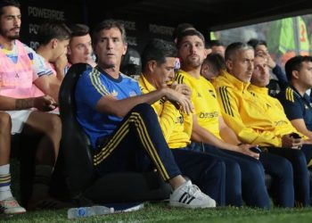 BOCA JUNIORS SE ENTRENÓ Y CLAUDIO ÚBEDA DEFINIÓ EL EQUIPO QUE JUGARÁ ANTE SAN LORENZO