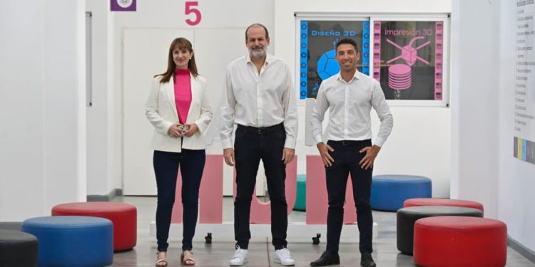 ESMORIS: «TENEMOS MÁS DE 20 OFERTAS EN CURSOS PARA TODAS LAS EDADES»