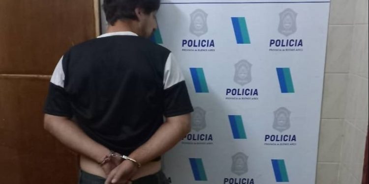 UN JOVEN FUE ASESINADO CON UNA CUCHILLA; HAY UN DETENIDO