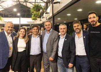 AXEL KICILLOF SE REUNIÓ CON EL PRESIDENTE DE URUGUAY