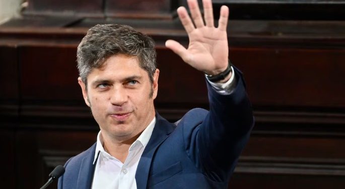 KICILLOF LE DIO EL PUNTAPIÉ A SU DISCURSO FEDERAL CON UNA APERTURA DE SESIONES EN LA QUE NO PUDO ESQUIVAR LA INTERNA DEL PJ