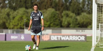 CON LIONEL MESSI, LA SELECCIÓN ARRANCÓ SU PREPARACIÓN PARA LOS AMISTOSOS ENTRE MAURITANIA Y ZAMBIA