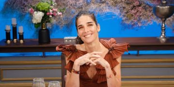 JUANA VIALE REEMPLAZARÁ A SU ABUELA MIRTHA LEGRAND