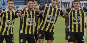 OLIMPO GANÓ EN PUERTO MADRYN Y ES PUNTERO