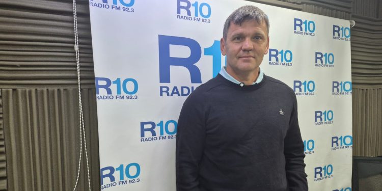 RAYES: «HOY SER CIENTÍFICO EN ARGENTINA NO ES PARA NADA SIMPLE»