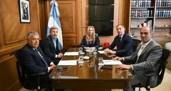 KARINA MILEI REUNIÓ A GOBERNADORES Y CONFIRMÓ UN DECRETO PARA QUE PROVNCIAS HAGAN OBRAS EN RUTA