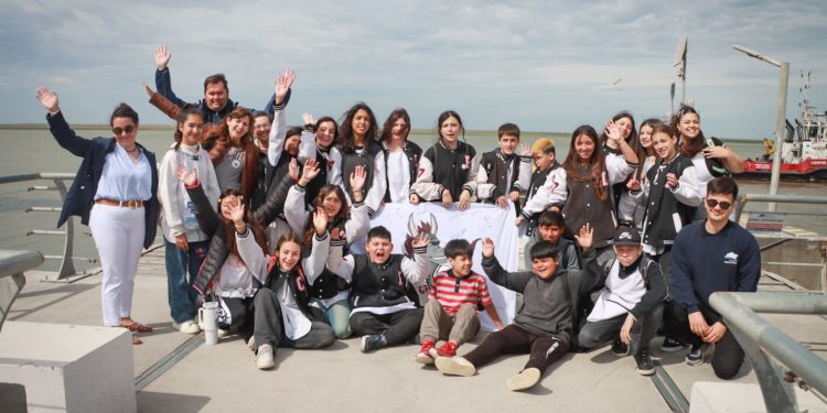 “MI PUERTO”: CONTINÚA EL PROGRAMA DE NAVEGACIONES EDUCATIVAS QUE ACERCA EL PUERTO A LA COMUNIDAD