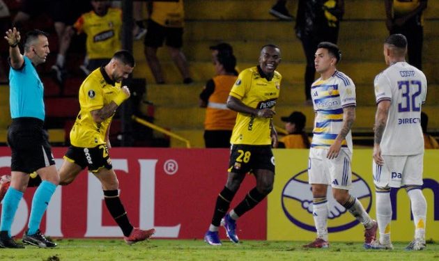 BOCA JUNIORS PERDIÓ 1-0 CON BARCELONA EN ECUADOR Y SE COMPLICÓ EN LA COPA LIBERTADORES
