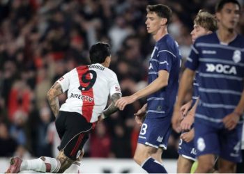 RIVER LE GANÓ CON AUTORIDAD 2-0 A GIMNASIA Y ACCEDIÓ A LA SEMIFINAL DEL TORNEO APERTURA