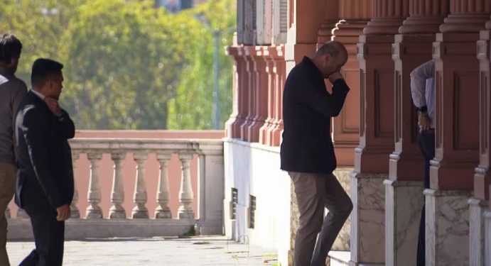EL GOBIERNO ACELERA LOS RETIROS VOLUNTARIOS Y AVANZA EN LA REDUCCIÓN DE ORGANISMOS DESCENTRALIZADOS