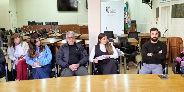 TOMASSINI: «HAY QUE TENER ESPACIOS DE DIÁLOGO Y DEBATE PARA HABLAR DE SALUD MENTAL»