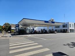 LUEGO DEL CONGELAMIENTO DE PRECIOS, YPF DECIDE ESTE LUNES QUÉ HARÁ CON LOS COMBUSTIBLES
