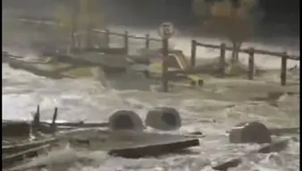 LA SUDESTADA YA SUPERÓ LA BARRERA DE LA COSTANER EN MONTE HERMOSO