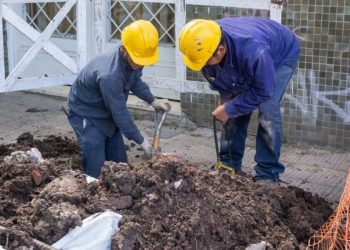 REPARAN UNA CAÑERÍA CLAVE QUE AFECTA AL SERVICIO DE AGUA EN GENERAL DANIEL CERRI