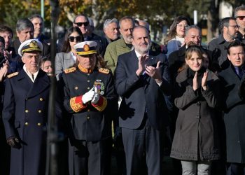 ACTO POR EL 25 DE MAYO: «LA FELICIDAD DE LA PATRIA NO ES POSIBLE SI NO ES LA FELICIDAD COLECTIVA»