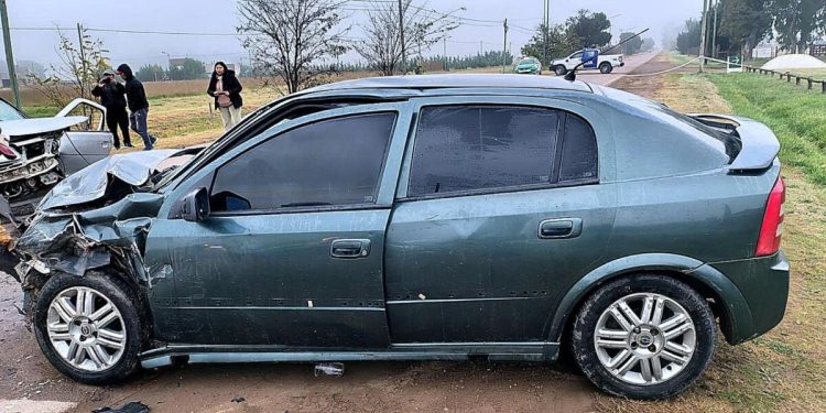 FUERTE CHOQUE EN EL ACCESO DE ASCASUBI; EL CONDUCTOR DIO POSITIVO EN ALCOHOLEMIA