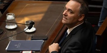 EL CONGRESO INTENSIFICA EL SEGUIMIENTO JUDICIAL SOBRE ADORNI Y CRECE LA IDEA DE UNA INTERPELACIÓN