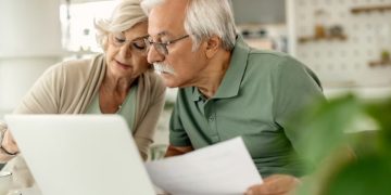 UNA PAREJA DE JUBILADOS YA DEBE GASTAR MÁS DE $1,5 MILLONES AL MES PARA CUBRIR SU CANASTA DE CONSUMO