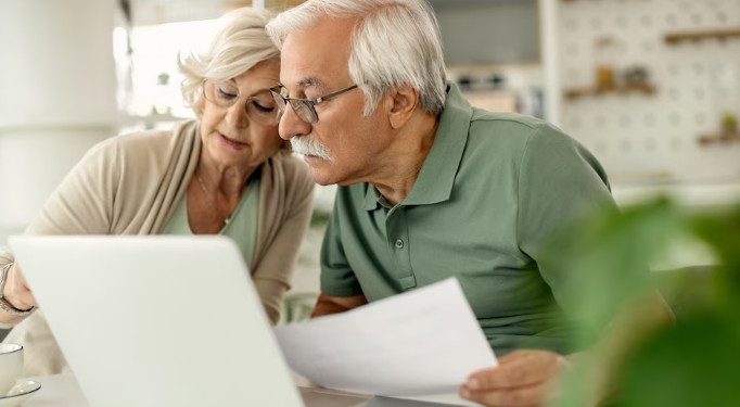 UNA PAREJA DE JUBILADOS YA DEBE GASTAR MÁS DE $1,5 MILLONES AL MES PARA CUBRIR SU CANASTA DE CONSUMO