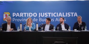 KICILLOF ESTARÁ CON JULIO ALAK EN UN ACTO DEL PJ BONAERENSE Y ENVIARÁ UNA SEÑAL EN LA PELEA POR SU SUCESIÓN