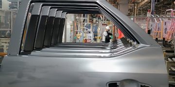 INDUSTRIA AUTOMOTRIZ ESTANCADA: VOLVIERON A CAER LA PRODUCCIÓN Y LA EXPORTACIÓN DE AUTOS NACIONALES