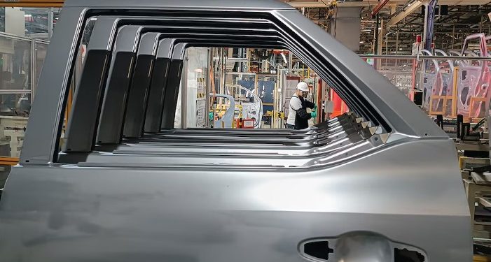 INDUSTRIA AUTOMOTRIZ ESTANCADA: VOLVIERON A CAER LA PRODUCCIÓN Y LA EXPORTACIÓN DE AUTOS NACIONALES