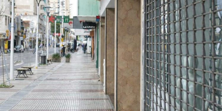 LA MAYORÍA DE LOS COMERCIOS DE BAHÍA BLANCA ABRIRAN SUS PUERTAS DURANTE EL FERIADO DEL LUNES