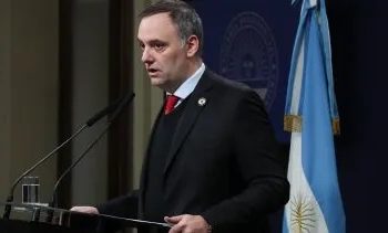 RENUNCIÓ MANUEL ADORNI A LA JEFATURA DE GABINETE