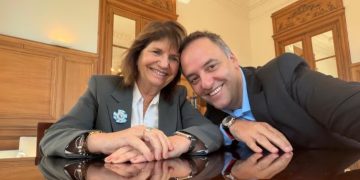 SENADO: SE POSPUSO UNA SEMANA LA SESIÓN POR MANUEL ADORNI Y QUEDÓ CERCA DE SER INTERPELADO EL 2 DE JULIO