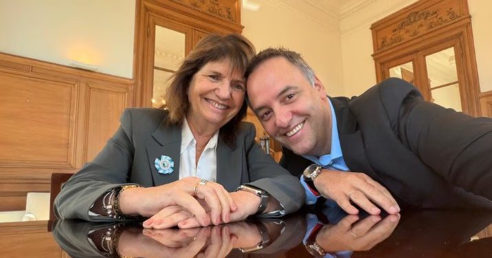 SENADO: SE POSPUSO UNA SEMANA LA SESIÓN POR MANUEL ADORNI Y QUEDÓ CERCA DE SER INTERPELADO EL 2 DE JULIO