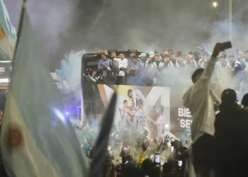 LA SELECCIÓN LLEGÓ AL PAÍS TRAS EL SEGUNDO LUGAR EN EL MUNDIAL