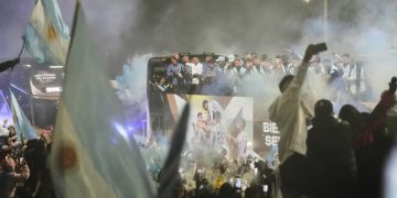 LA SELECCIÓN LLEGÓ AL PAÍS TRAS EL SEGUNDO LUGAR EN EL MUNDIAL