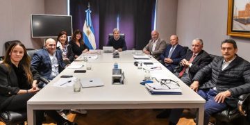 CAPUTO SE VUELVE A REUNIR CON CONTADORES EN LA PREVIA DE LA NUEVA LEY DE INOCENCIA FISCAL