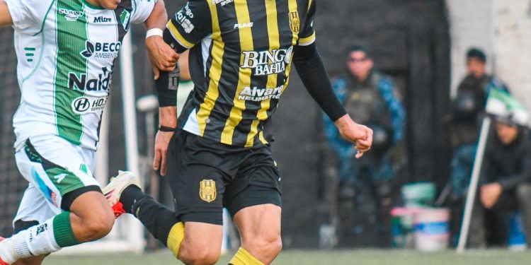OLIMPO RECIBE A VILLA MITRE EN UN NUEVO DOMINGO DE CLÁSICO