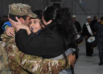 VOLVIÓ A LA CIUDAD EL GRUPO DE LA ARMADA QUE VIAJÓ JUNTO A LOS CANES PARA COLABORAR EN LOS RESCATES DE VENEZUELA
