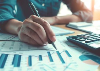 LOS BALANCES DE LOS BANCOS EMPIEZAN A MOSTRAR UNA DISMINUCIÓN DE LA MORA, PERO EL CRÉDITO CRECERÁ LENTO