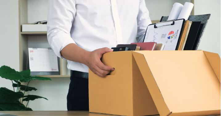 SEGÚN LA UBA, DESDE LA LLEGADA DE MILEI SE PERDIERON 241.000 EMPLEOS FORMALES PRIVADOS Y EL SALARIO MÍNIMO CAYÓ 40,5%