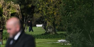 BLINDARON EL CEMENTERIO PARA EVITAR DRONES Y MIRADAS EN EL FUNERAL DE JORGE MESSI