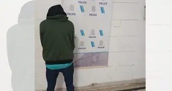 APUÑALO A OTRO HOMBRE POR VISITAR A SU HERMANA EN TRES ARROYOS: FUE DETENIDO