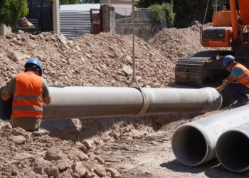 POR UN EMPALME DE CAÑERÍAS, UN SECTOR DE BAHÍA TENDRÁ AFECTADO EL SUMINISTRO DE AGUA