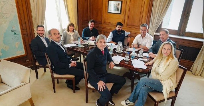 EL GOBIERNO VUELVE A REUNIRSE PARA ANALIZAR LA ESTRATEGIA LEGISLATIVA Y MIRA CON CAUTELA LA ACTITUD DEL PRO